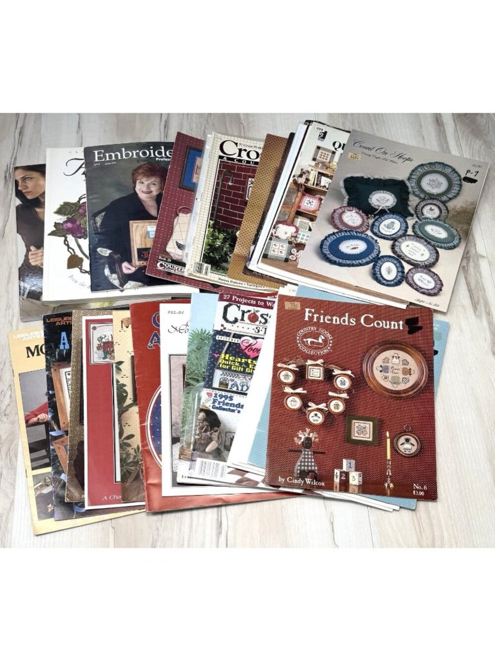 VTG Lot 31 Needlepoint Cross Stitch Embroidery Pattern Instruction How-To Books